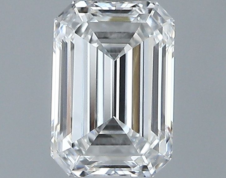 0.37 ct Emerald diamond