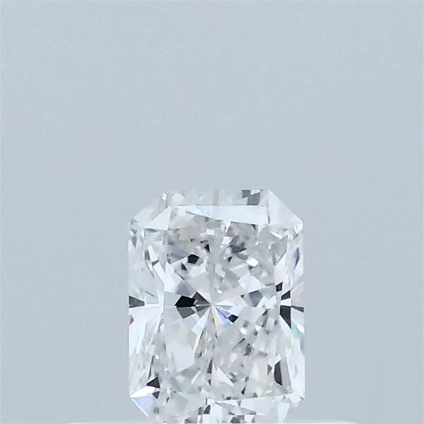 0.34 ct lab-grown Radiant Diamond