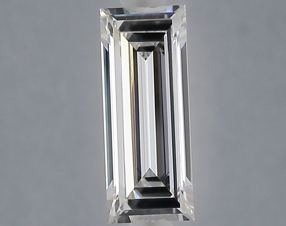 1.05 ct lab-grown Baguette Diamond