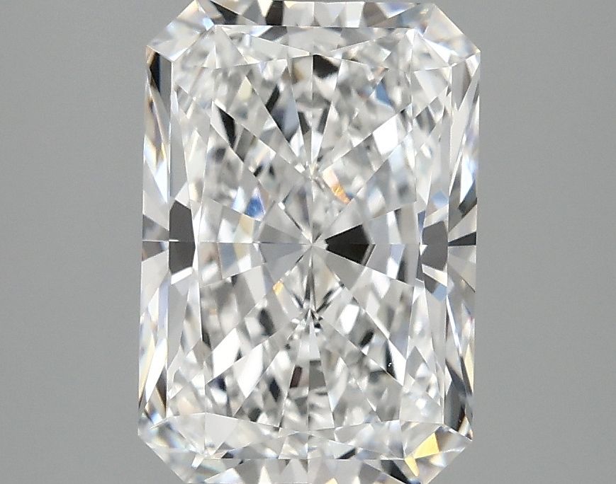 2.59 ct. radiant Lab Grown Diamond front image