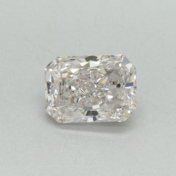 0.32 ct Radiant diamond