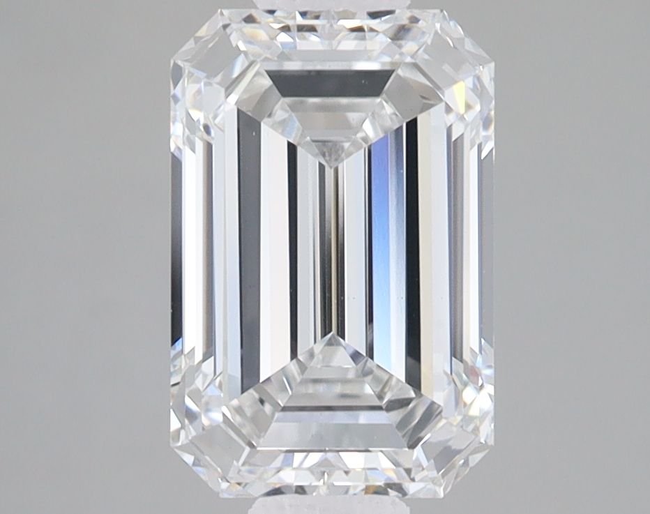 2.57 ct. emerald Lab Grown Diamond front image