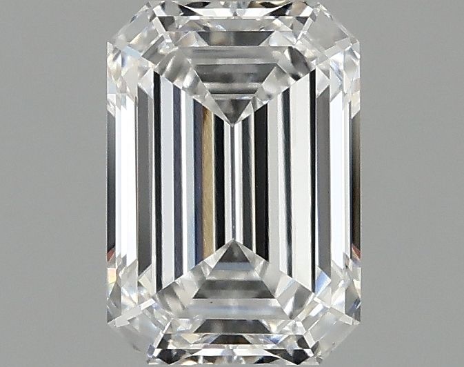 1.04 ct. emerald Lab Grown Diamond front image