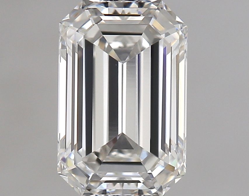 0.90 ct. emerald Lab Grown Diamond front image