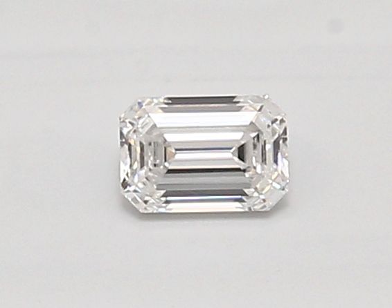 0.35 ct lab-grown Emerald Diamond
