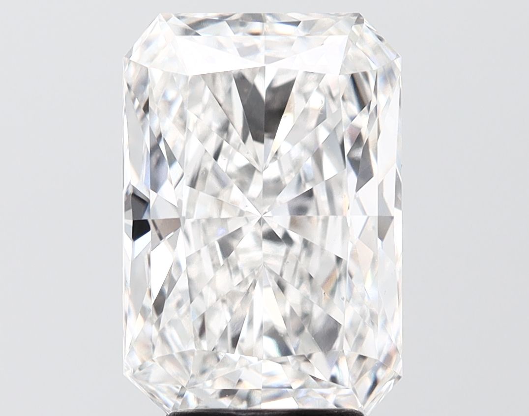 5.04 ct. radiant Lab Grown Diamond front image