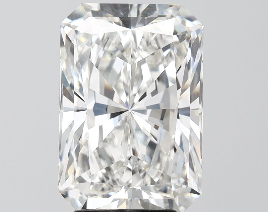 4.56 ct. radiant Lab Grown Diamond front image