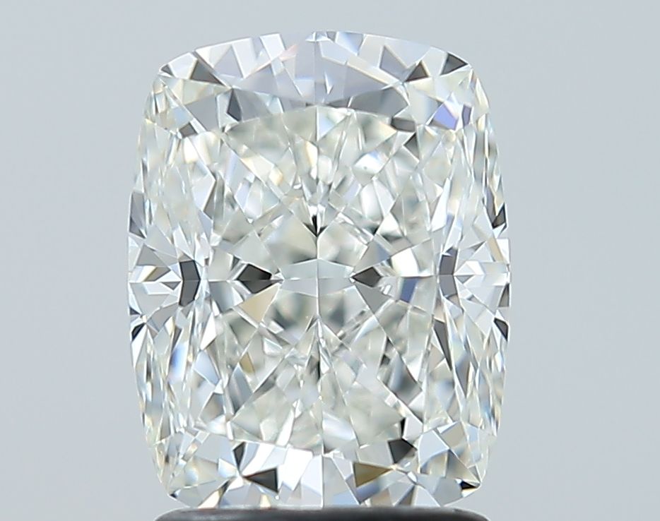2.02 ct Cushion Brilliant diamond