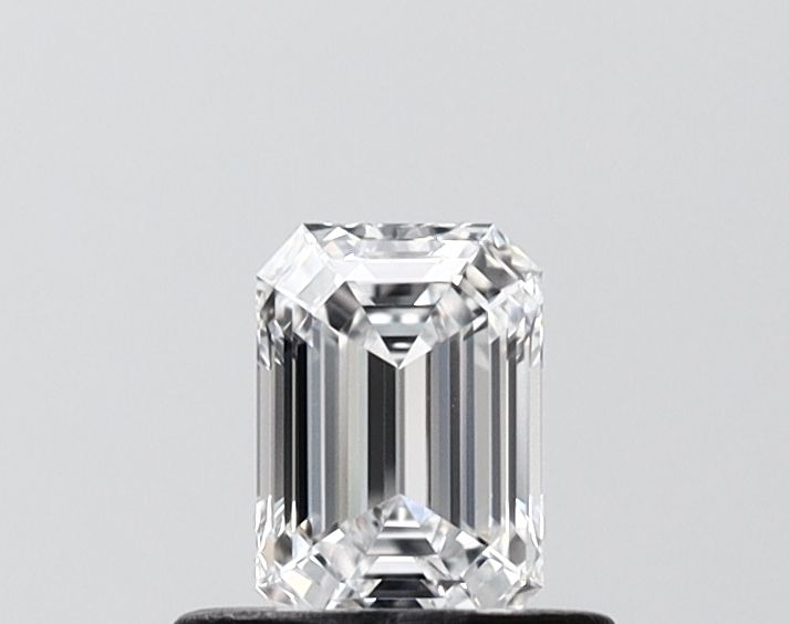 0.54 ct lab-grown Emerald Diamond