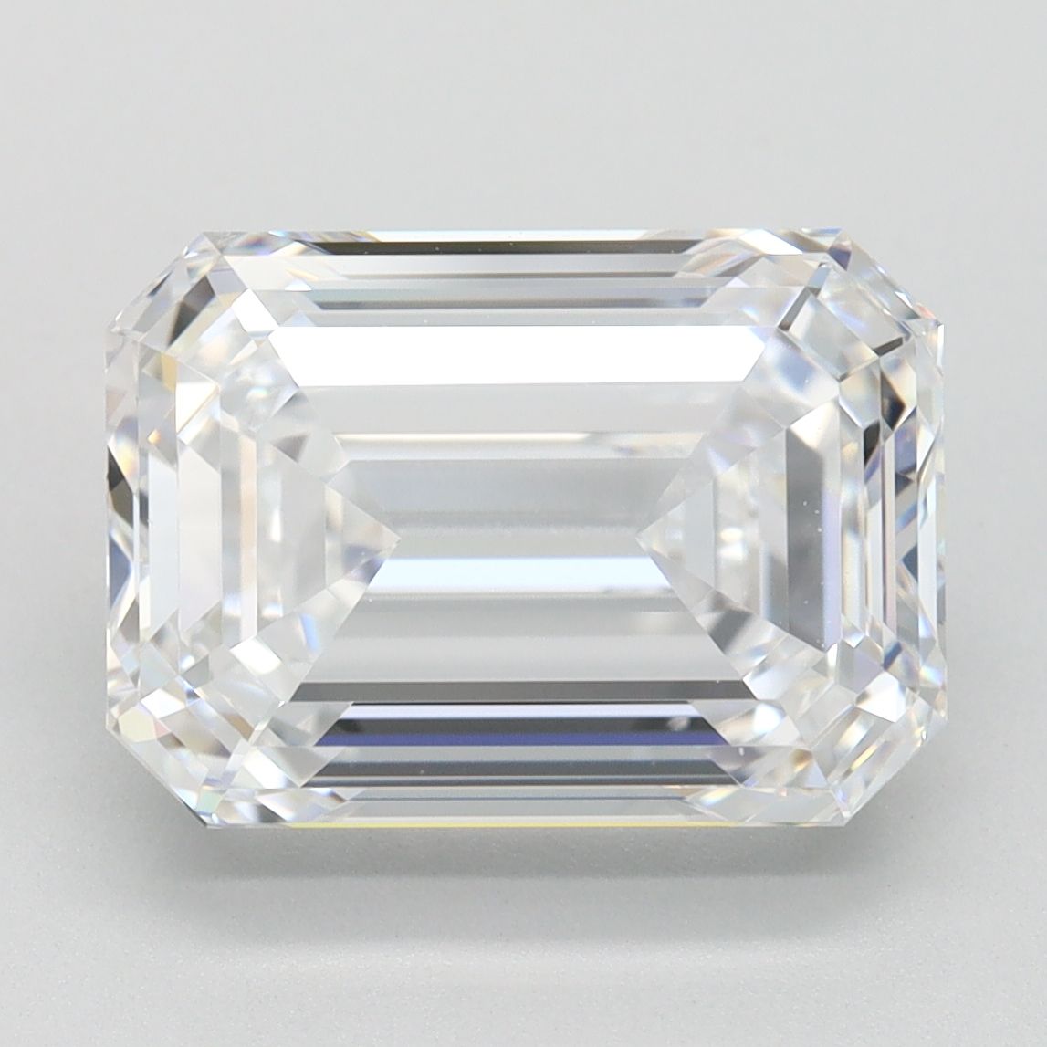 4.33 ct. emerald Lab Grown Diamond front image