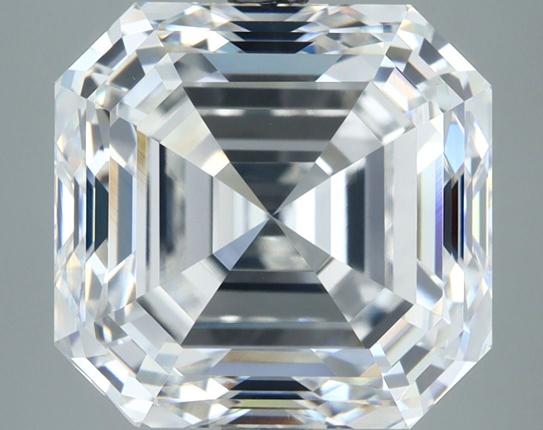 10.03 ct Square emerald Diamond