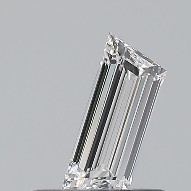 0.3 ct Trapezoid Diamond