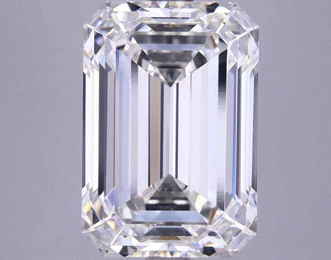 5.10 ct. emerald Lab Grown Diamond front image