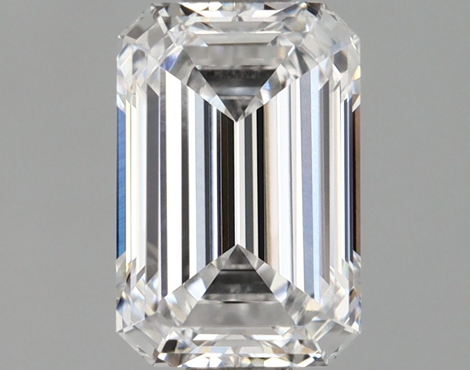 1.02 ct. emerald Lab Grown Diamond front image