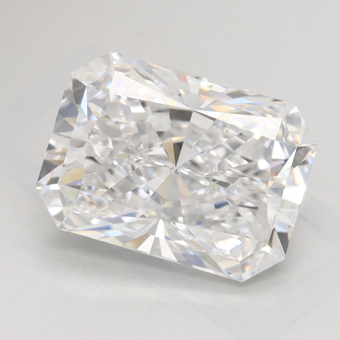 3.17 ct. radiant Lab Grown Diamond front image