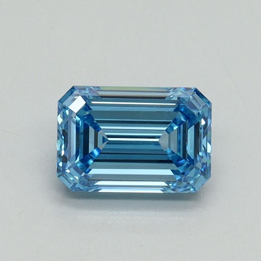 1.05 ct. emerald Lab Grown Diamond front image