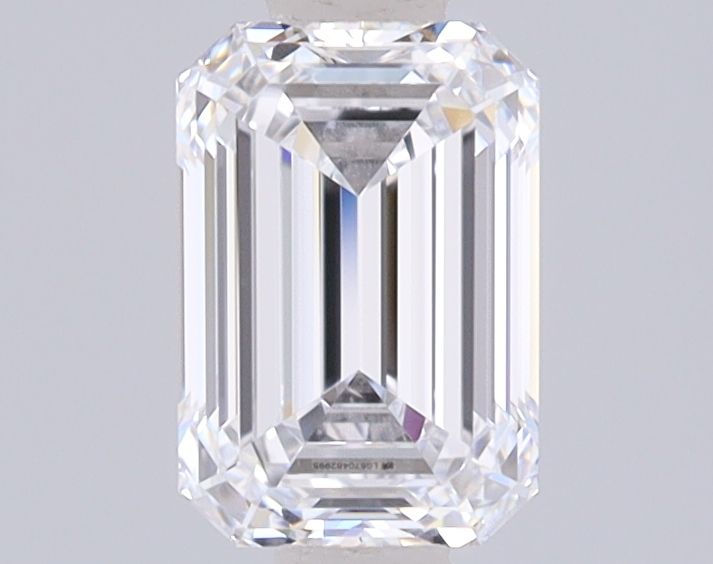 1.05 ct. emerald Lab Grown Diamond front image