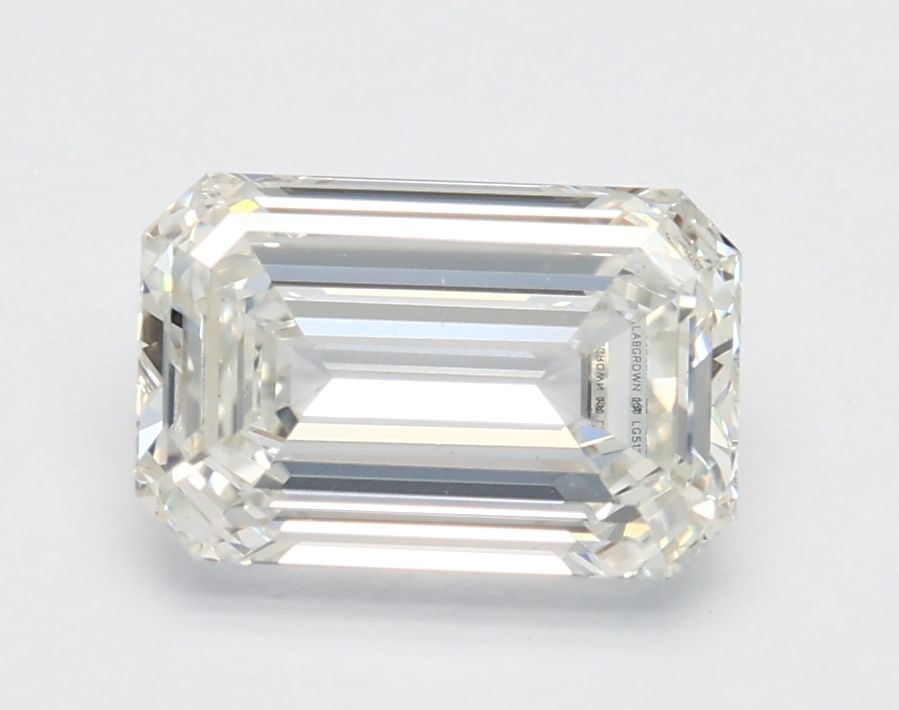 1.27 ct. emerald Lab Grown Diamond front image