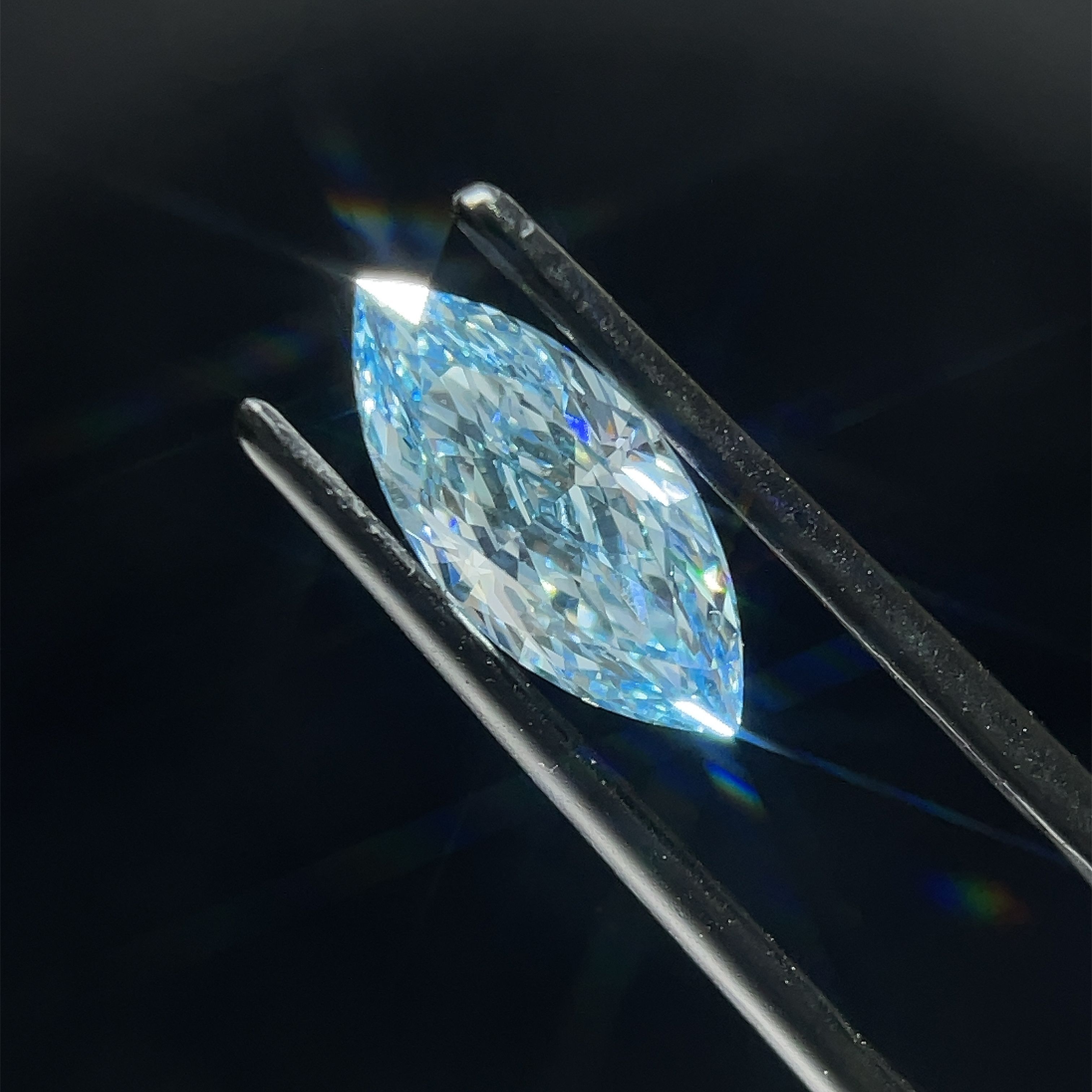 1.60 ct. marquise Lab Grown Diamond front image