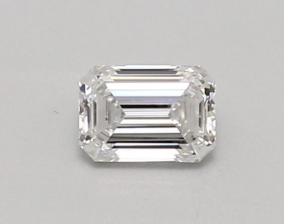 0.47 ct lab-grown Emerald Diamond
