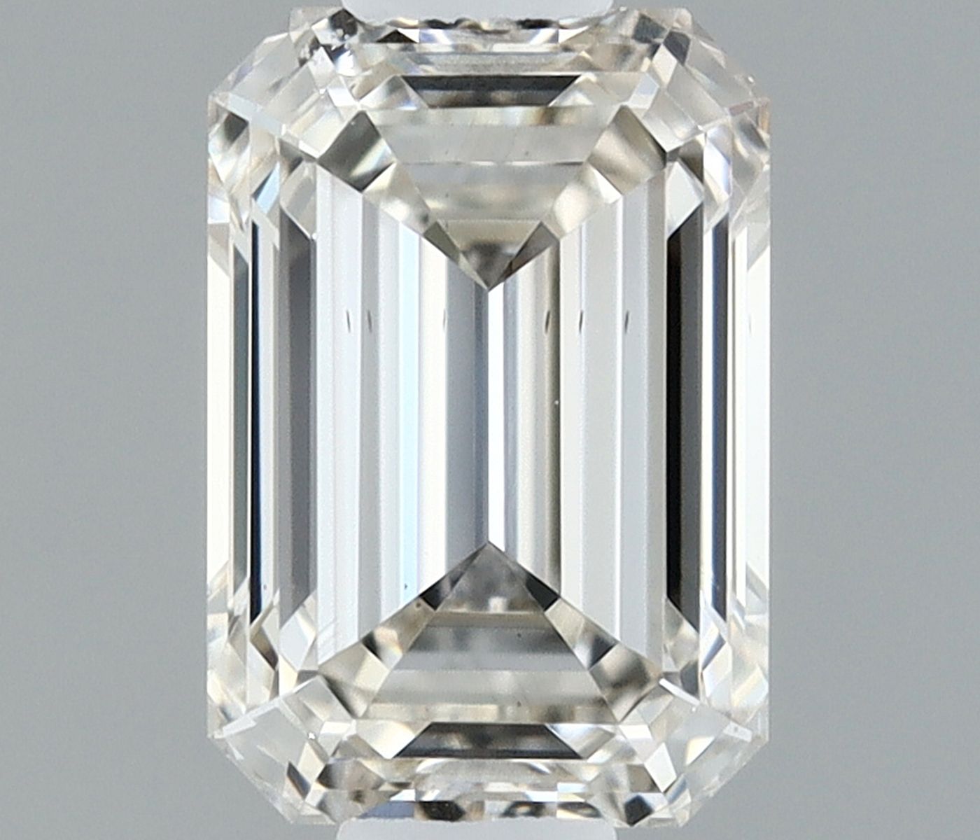 0.41 ct Emerald diamond