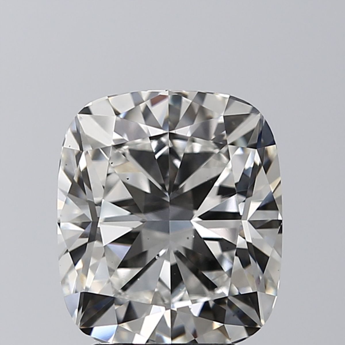3.52 ct Cushion Brilliant diamond