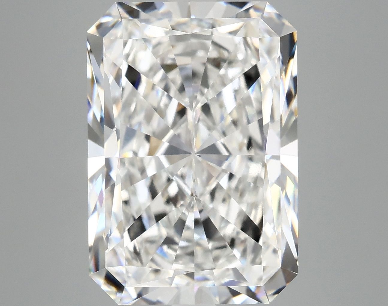 9.08 ct. radiant Lab Grown Diamond front image