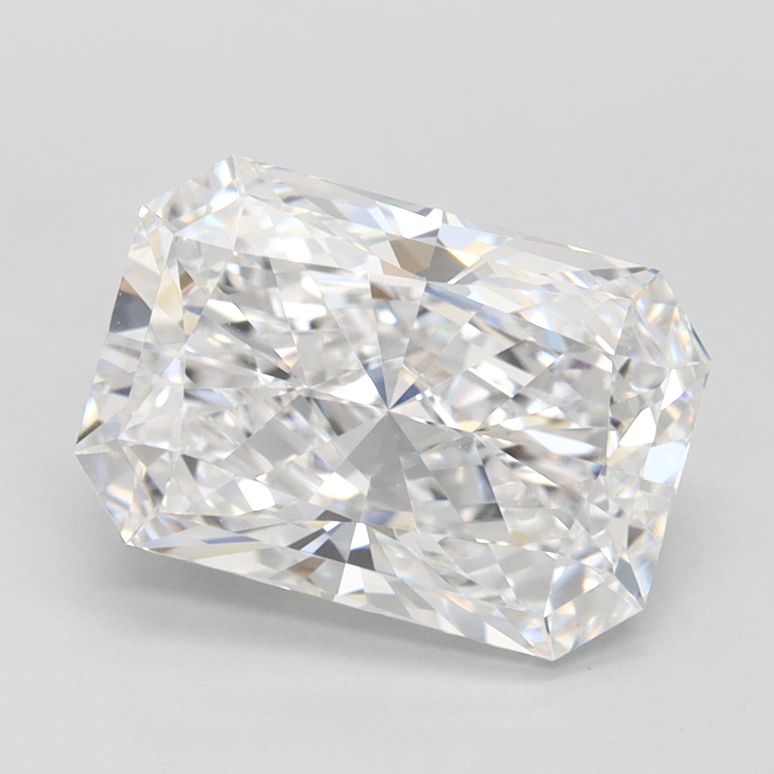 2.60 ct. radiant Lab Grown Diamond front image