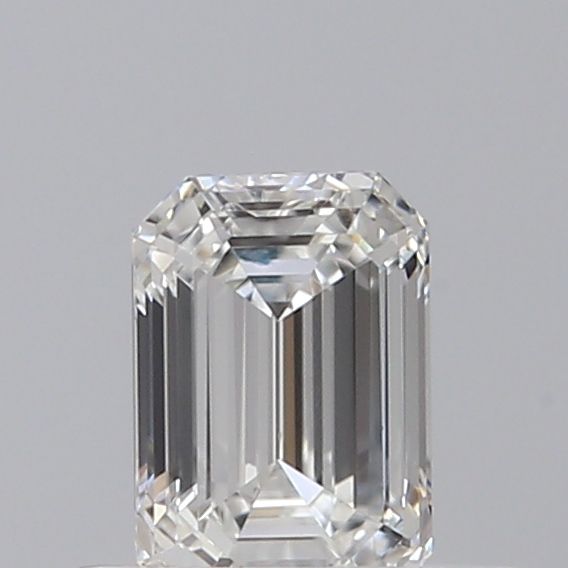 0.40 ct Emerald diamond