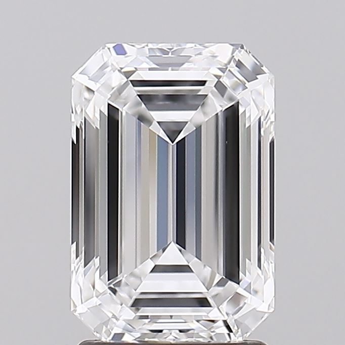 2.50 ct. emerald Lab Grown Diamond front image