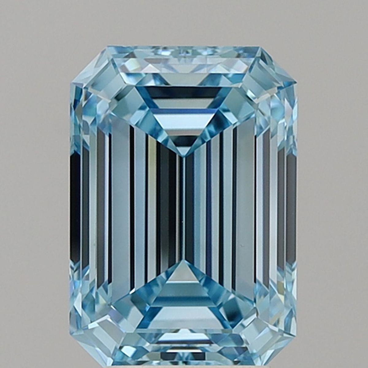 4.51 ct. emerald Lab Grown Diamond front image