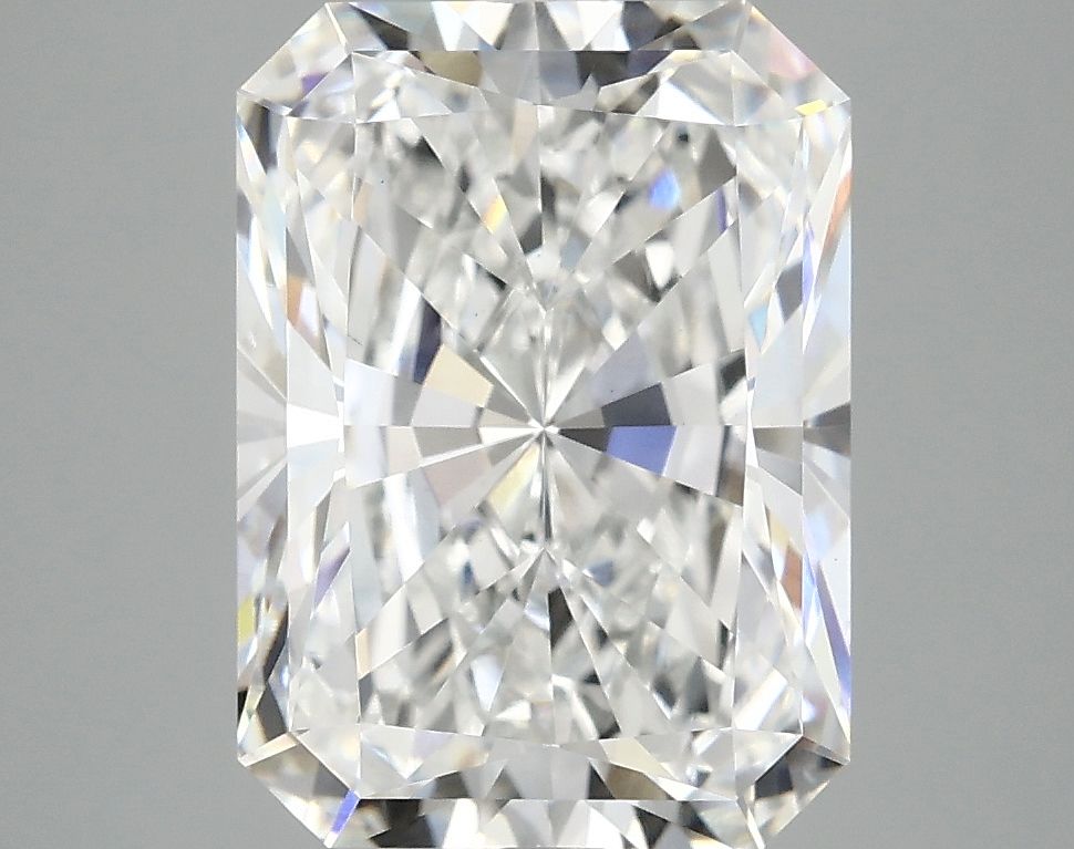 4.19 ct. radiant Lab Grown Diamond front image