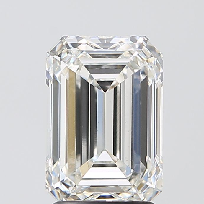 2.60 ct Emerald diamond