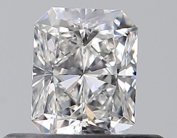 0.38 ct Radiant diamond