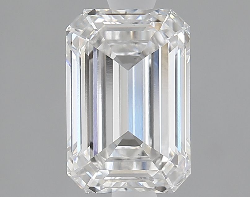 1.40 ct. emerald Lab Grown Diamond front image
