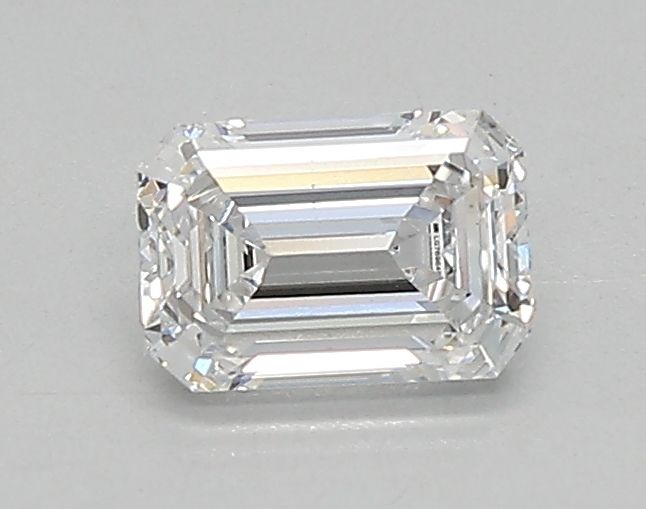 0.46 ct lab-grown Emerald Diamond