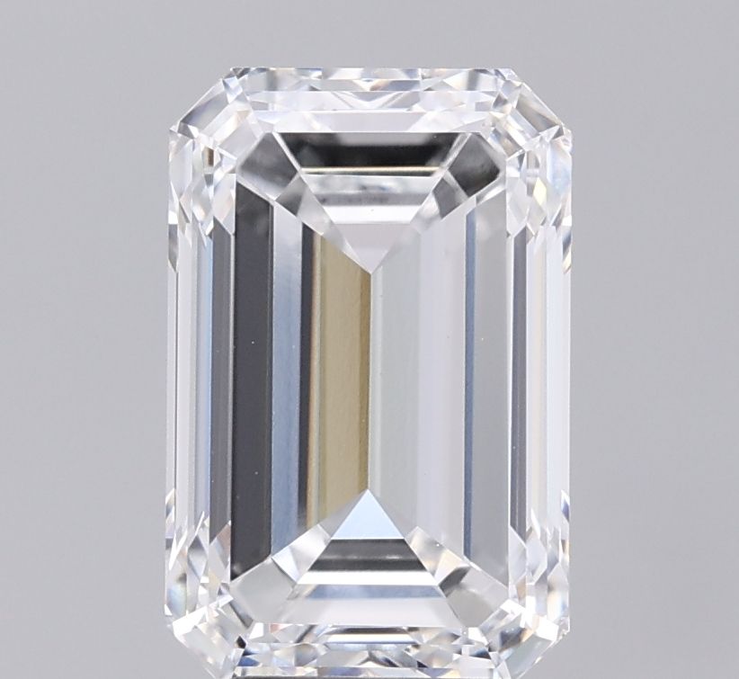 4.04 ct. emerald Lab Grown Diamond front image