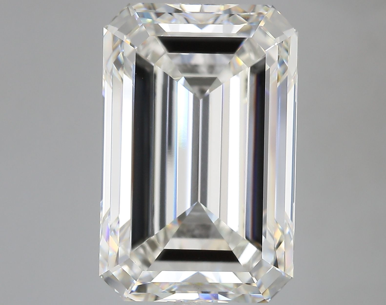 15.55 ct. emerald Lab Grown Diamond front image