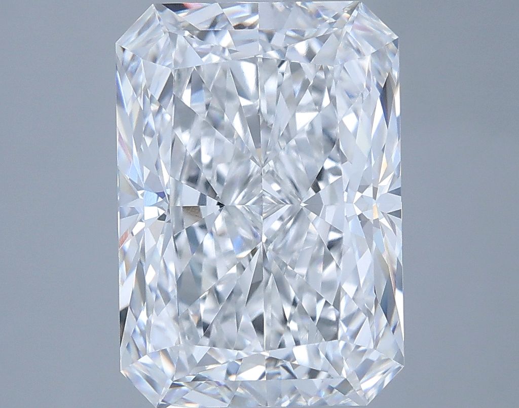 5.08 ct. radiant Lab Grown Diamond front image