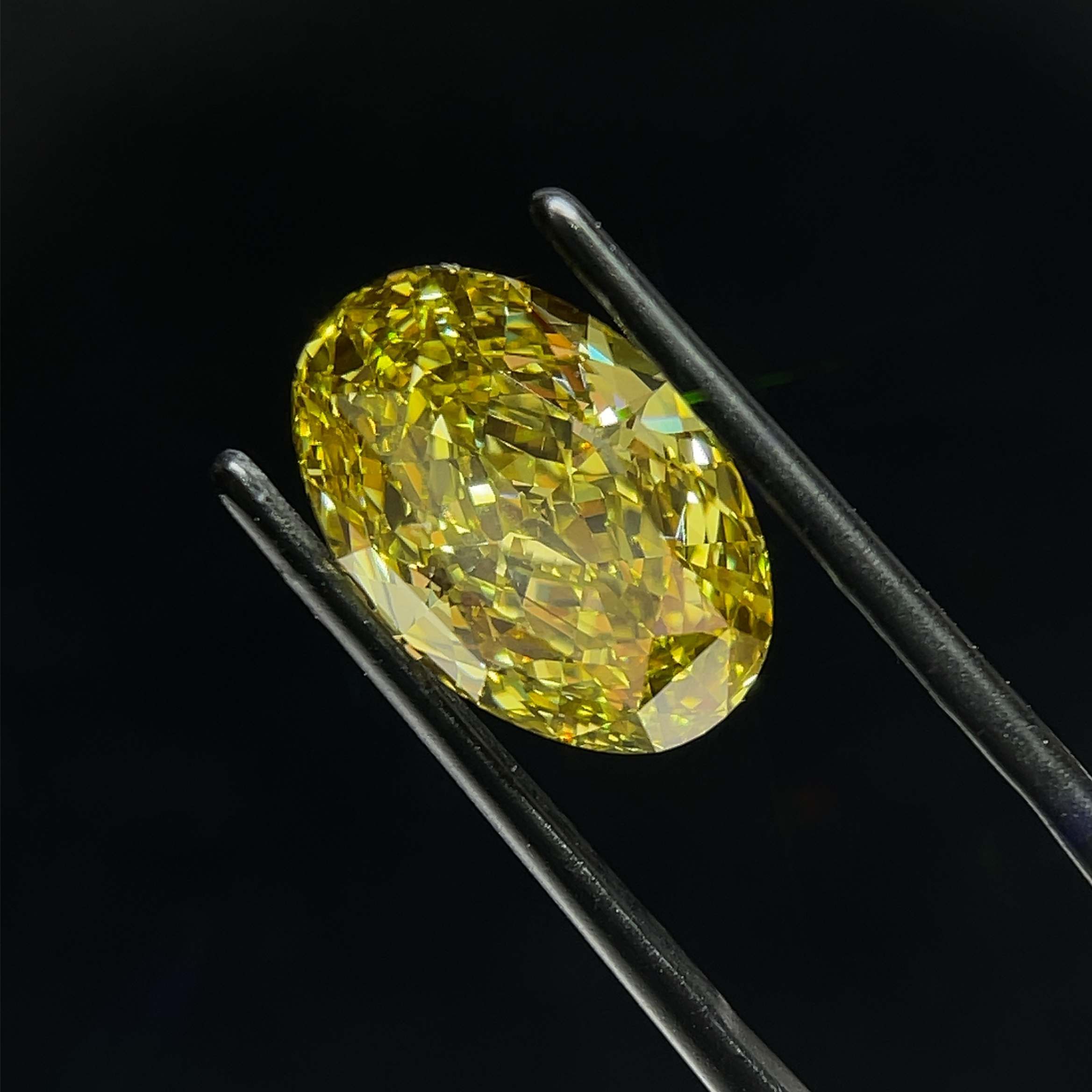 5.56 ct. oval Lab Grown Diamond front image