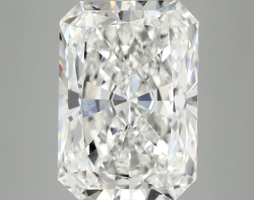 4.96 ct. radiant Lab Grown Diamond front image