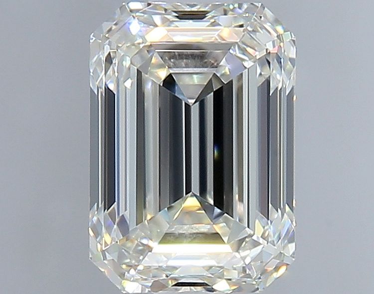 0.90 ct Emerald diamond