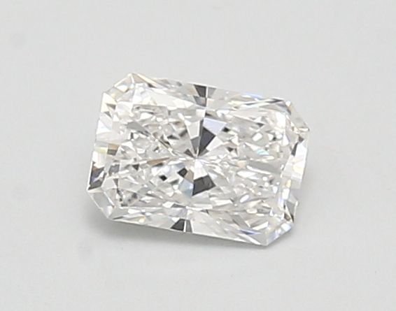 0.66 ct lab-grown Radiant Diamond