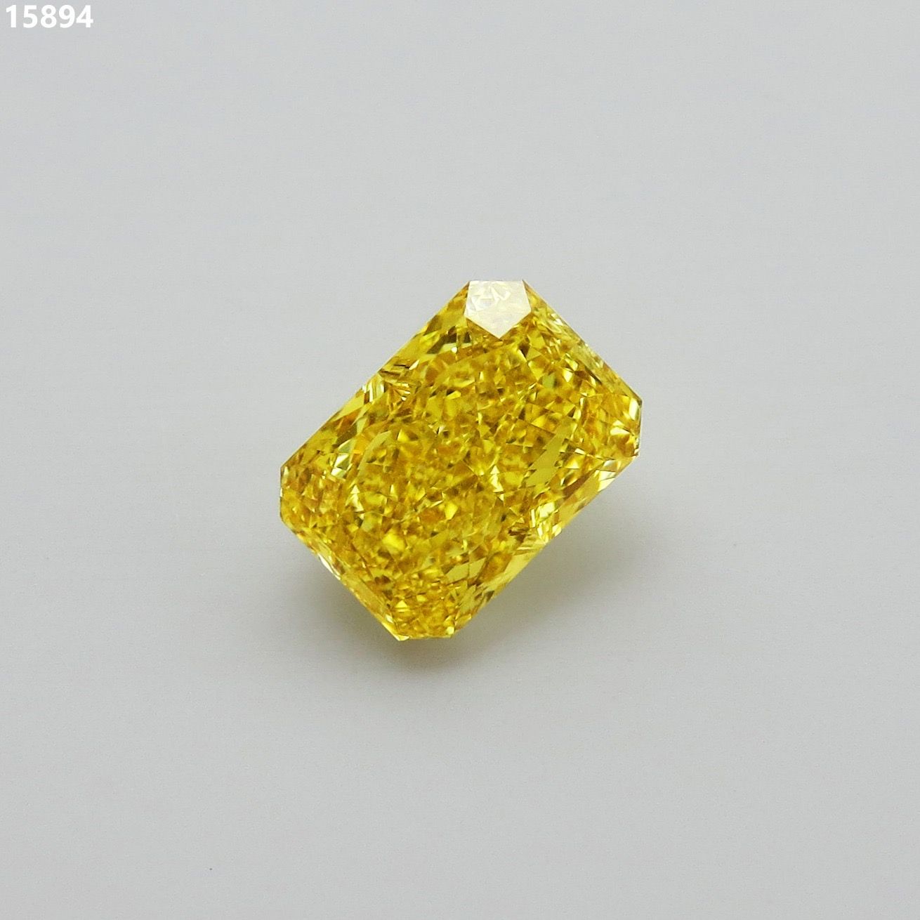 Diament 1.51 ct Fancy Vivid Yellow/VVS1