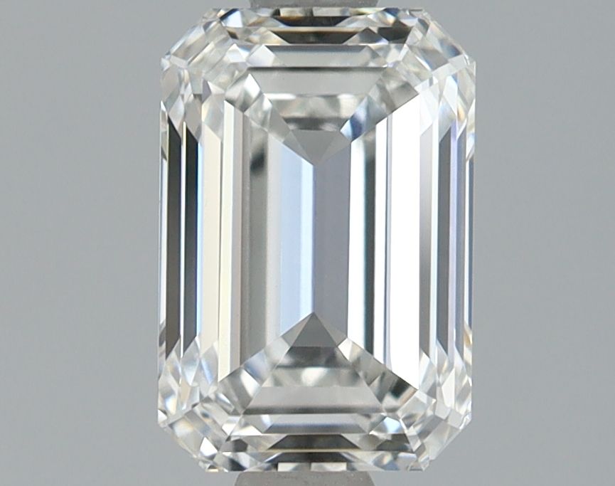 1.32 ct Emerald diamond