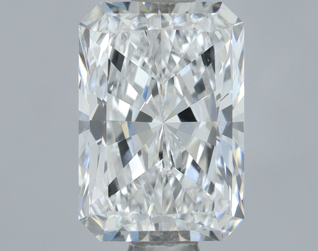 1.04 ct. radiant Lab Grown Diamond front image