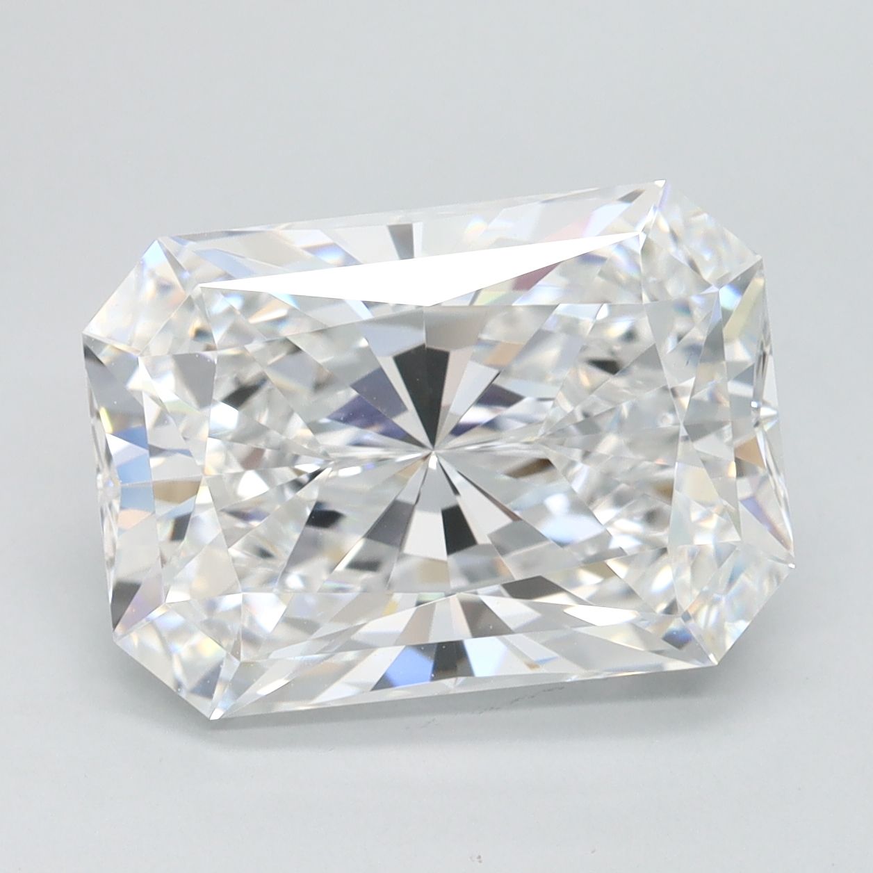 4.30 ct. radiant Lab Grown Diamond front image