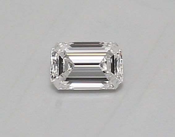 0.3 ct lab-grown Emerald Diamond