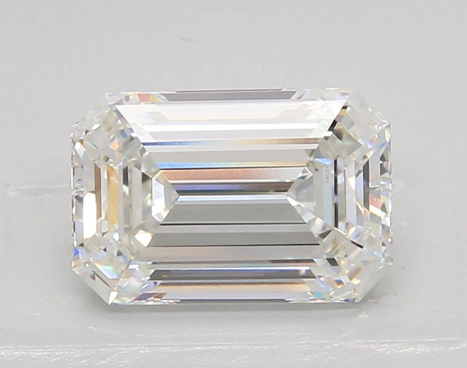 2.82 ct. emerald Lab Grown Diamond front image
