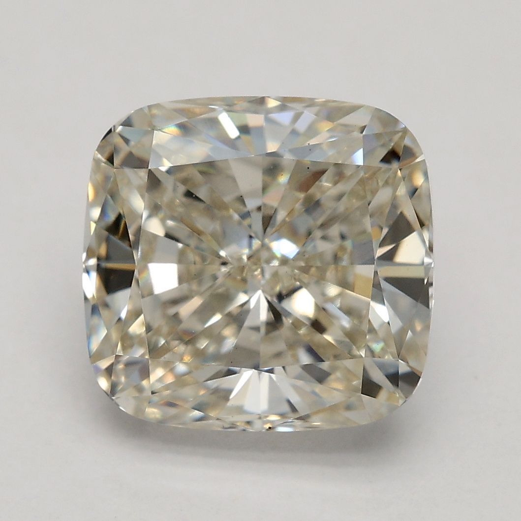 3.20 ct Cushion Brilliant diamond